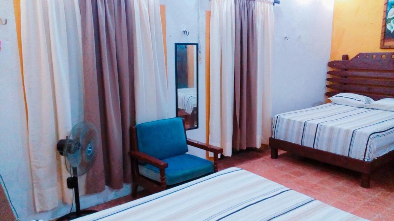 Hostal Y Camping Villa Mercedes ティシミン エクステリア 写真
